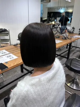ミディアム 縮毛矯正 宮本晃成のヘアスタイル