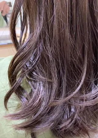 セミロング 髪質改善お任せ ください♪ひとみのヘアスタイル