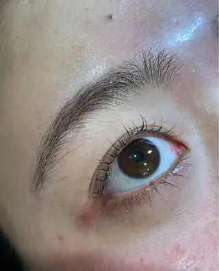 マツエク・マツパ 井上 真里奈のヘアスタイル