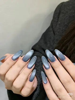 セミロング 💅 リリアのネイルデザイン