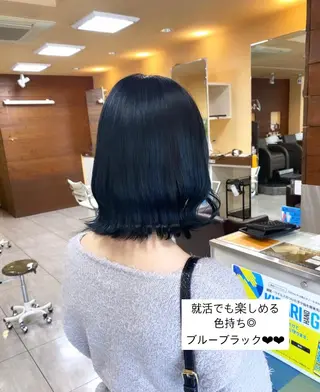 ショート カラー ヘアアレンジ 川上 麻梨阿のヘアスタイル
