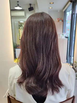 セミロング 野村 果音(カノン)のヘアスタイル
