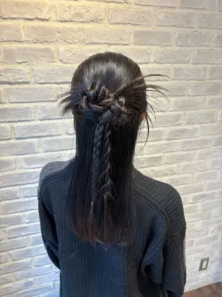 ヘアアレンジ AOI🎀 顔周り カット/透明感カラーのヘアスタイル