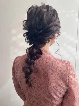 セミロング ヘアメイク new meのヘアスタイル