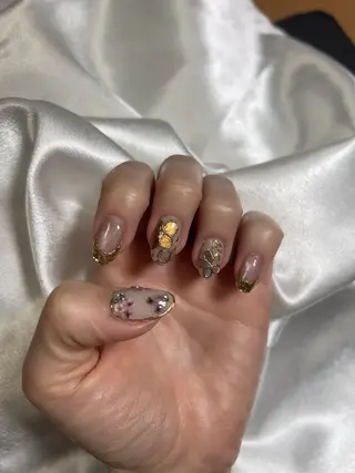 ネイル nail studio Ulu所属・漆崎 茜のネイルデザイン