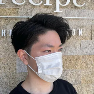 ショート 川田 仁のヘアスタイル