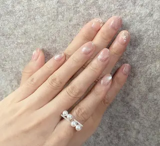 ネイル I-nailロング /ワンホン/キラキラのネイルデザイン