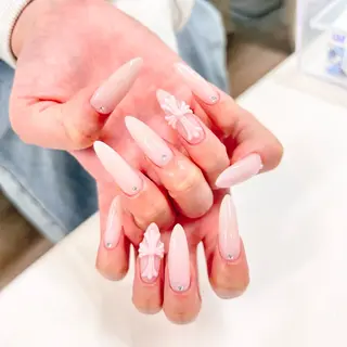 ネイル Kira-ra所属・Kira-ra💎 KIRARIのネイルデザイン