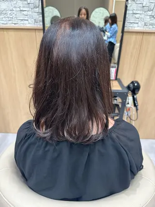 ミディアム 大滝 理子のヘアスタイル