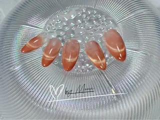 ネイル Moon Nailsのネイルデザイン