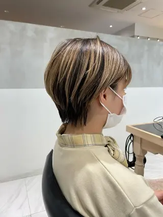 ショート オリーブ カラー✨有坂映哉のヘアスタイル