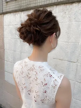 セミロング ヘアアレンジ ヘアアレンジ にいた　かづしげのヘアスタイル