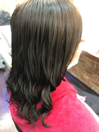 セミロング カラー パーマ 桧山 真のヘアスタイル