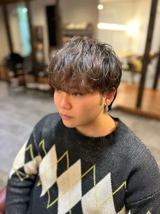 ショート ボブレイヤー募集中 出島　凜平のヘアスタイル
