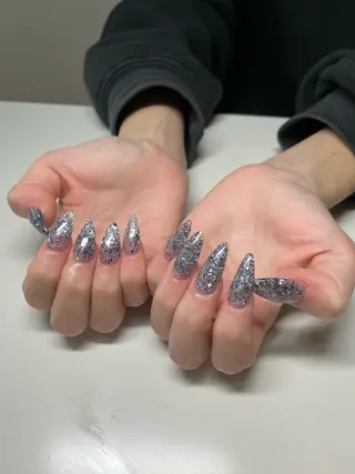 ネイル 佐藤 七海のネイルデザイン