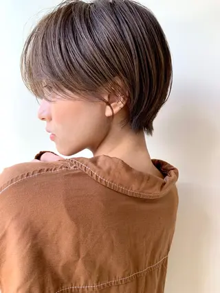 ショート カラー レイヤー／似合わせ TAKUYAのヘアスタイル