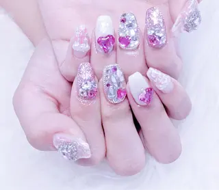 ネイル MoonNail ユリ🌸のネイルデザイン