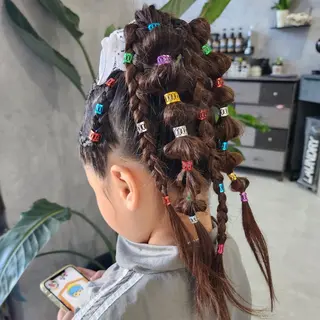ヘアアレンジ キッズ ESTELA... OHARA のヘアスタイル