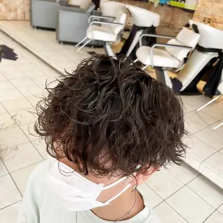 ショート パーマ メンズ シャドウパーマ/縦落 ちパーマ 大久保拓実のヘアスタイル