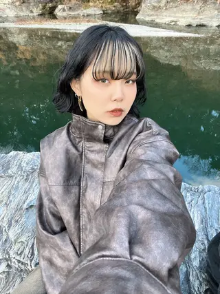 ショート カラー iLi🫧kim ryongna🦋のヘアスタイル