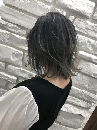 ショート 艶髪/ハイトーン Sherryのヘアスタイル