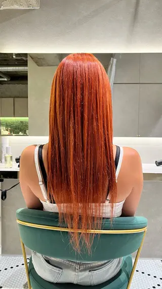 ロング カラー 新宿/ヘアカラー AiNAのヘアスタイル