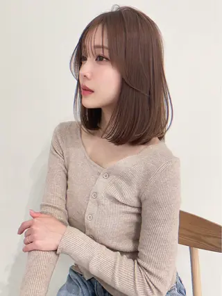 ミディアム 透明感カラー Lity🤍ྀིaiのヘアスタイル