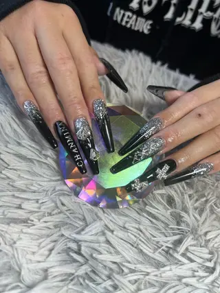 ネイル シェヌネイル JURAのネイルデザイン