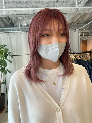 ミディアム カラー Hayashi Shioriのヘアスタイル