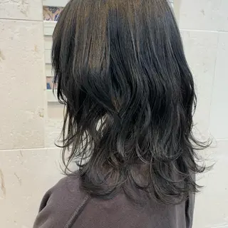 ミディアム 💘カラー人気Ｎｏ. １💘SAYAのヘアスタイル