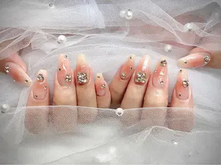 ネイル I-nailロング /ワンホン/キラキラのネイルデザイン