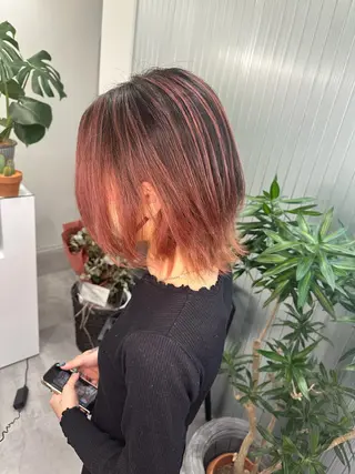 ショート カラー LOOP hairのヘアスタイル