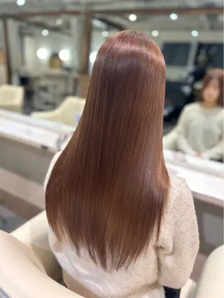 ロング レイヤー／Wカラー ／マッキーのヘアスタイル