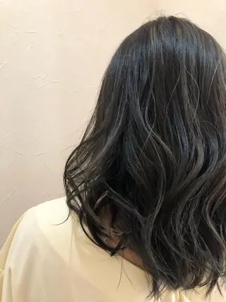 ミディアム カラー ヘアアレンジ IVY villa Suzu.のヘアスタイル