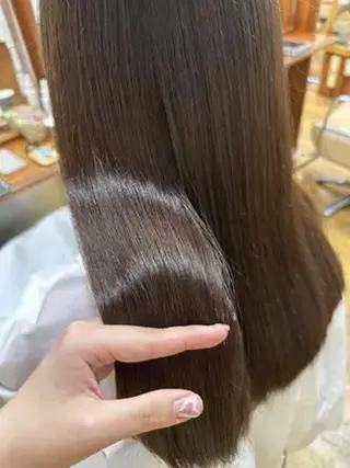 カラー 加藤 梨夏のヘアスタイル