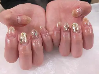 ネイル はばすみれ🎀ﾈｲﾙ 光ﾌｪｲｼｬﾙ ﾍｱのネイルデザイン
