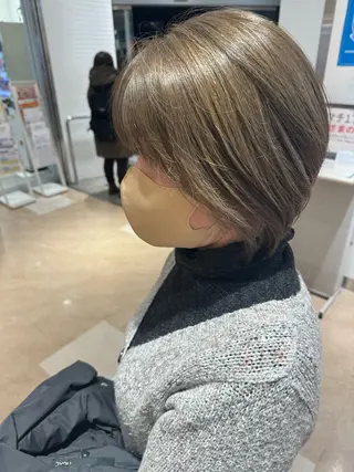 ショート カラー 新宿 似合わせカラー HINAのヘアスタイル