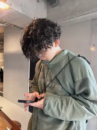 パーマ メンズ 前野 日奈のヘアスタイル