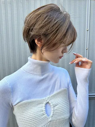 ショート taiga レイヤー /髪質改善/矯正🌈のヘアスタイル