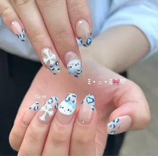ネイル NAGISA🧁🎀 持ち込み⌇パラジェルのネイルデザイン