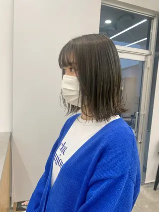 ミディアム 舘谷 愛莉のヘアスタイル