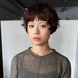 ショート カラー パーマ 前野 日奈のヘアスタイル