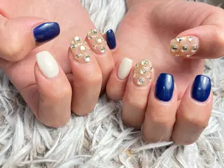 ミディアム ネイル ✴︎ Delightのネイルデザイン