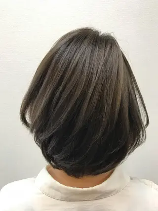 ショート カラー 吉森 満俊のヘアスタイル