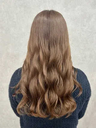 ロング 澤木 愛美のヘアスタイル