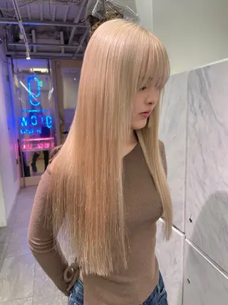 ロング カラー ヘアアレンジ 🪸店長ハイトーン エクステmisakiのヘアスタイル