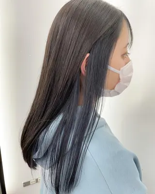ロング 韓国風レイヤー ハイトーンRYOTAのヘアスタイル