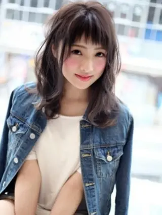 セミロング 🇰🇷韓国風艶髪✨ 髪質改善 倉岡しおんのヘアスタイル