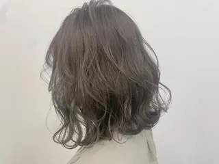 ミディアム カラー ビューティービースト 国場店のヘアスタイル