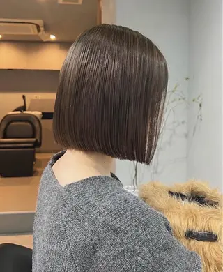 ミディアム カラー akane/ボブ /ブラウンベージュのヘアスタイル